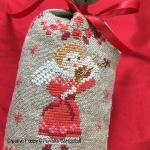 Small Christmas Gift Bags - Angel, Hearts, Jacquard motifs <br> PER274-PRT